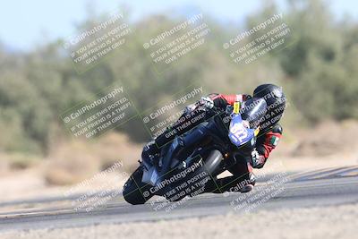 media/Nov-02-2025-CVMA (Sun) [[337aff29ab]]/Race 8-Formula Lightweight Twins Shootout/